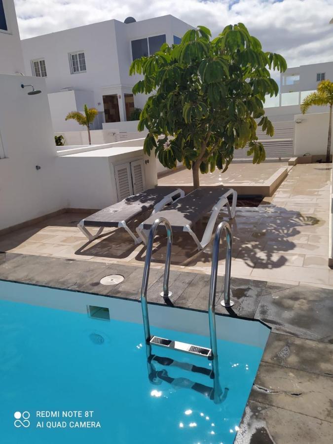 Villa Pousadoiro Playa Blanca  Exterior foto
